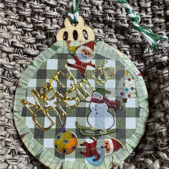 New Handmade 3”x3” wooden “Merry Christmas” hanging tree ornament $11 - Picture 4 of 8